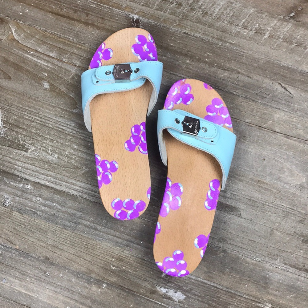 Dr. Scholl’s hand painted woodblock sandals size 7